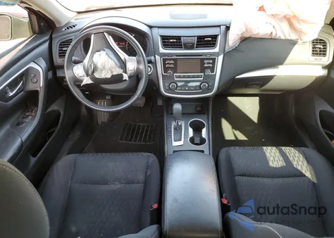 2017 Nissan Altima 2.5 из США, поврежденный, VIN 1N4AL3AP2HC231880